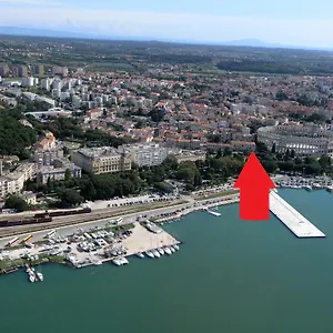Appartement Arena, Pula